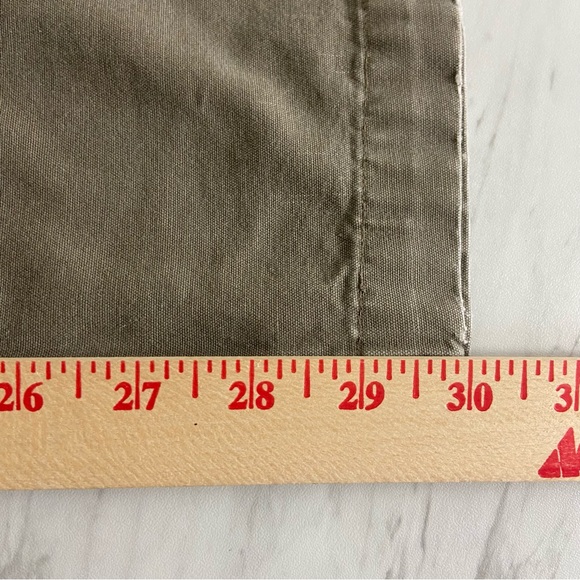 Arc’teryx womens pants size 6. - Picture 8 of 14